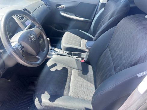 Used 2011 Toyota Corolla S FWD image 5