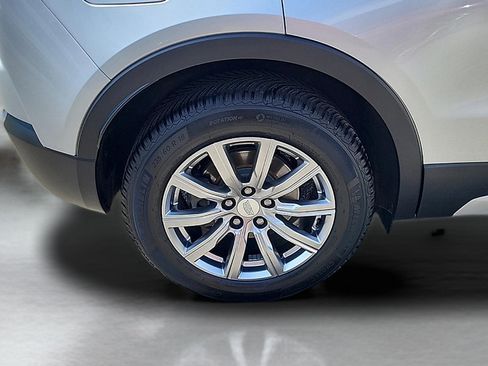 Used 2019 Cadillac XT4 Premium Luxury FWD image 9