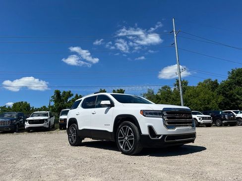 Used 2023 GMC Acadia SLT w/ Preferred Package FWD image 5