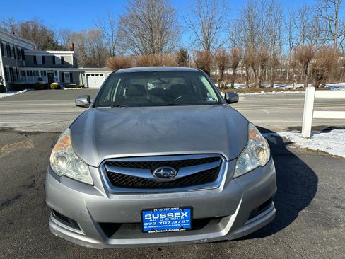 Used 2011 Subaru Legacy 2.5i Premium w/ All-Weather Pkg image 2