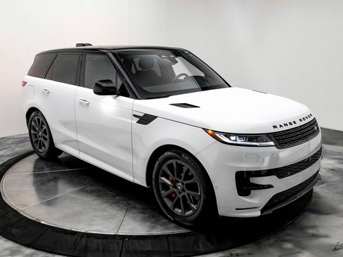 Used 2025 Land Rover Range Rover Sport Dynamic SE image 21