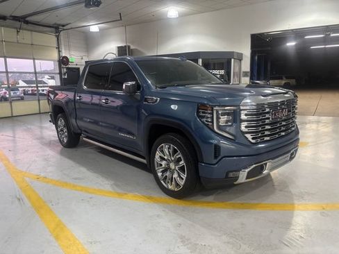 Used 2024 GMC Sierra 1500 Denali AWD/4WD image 9
