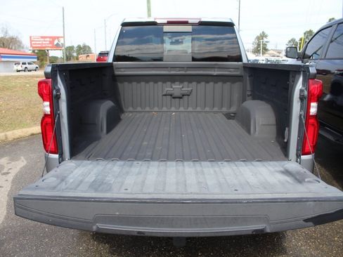 Used 2020 Chevrolet Silverado 1500 RST image 17