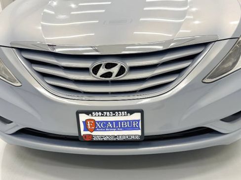 Used 2012 Hyundai Sonata GLS FWD image 11