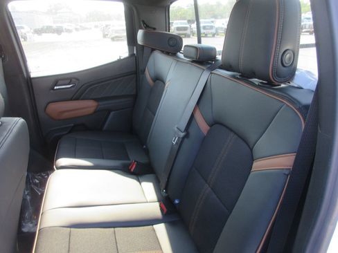 New 2026 GMC Canyon AT4 AWD/4WD image 12