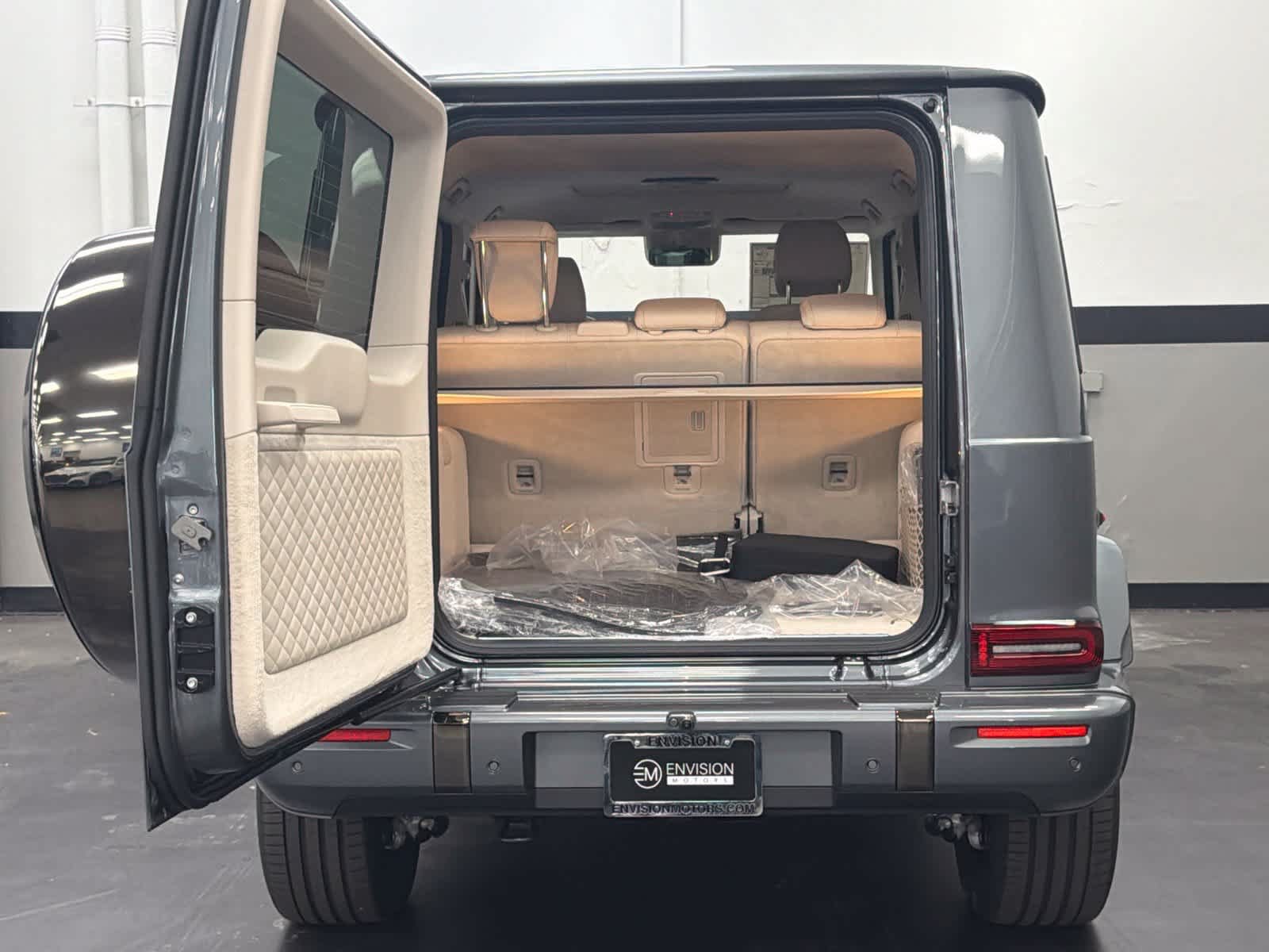 New 2027 Mercedes-Benz G 580 e image 14