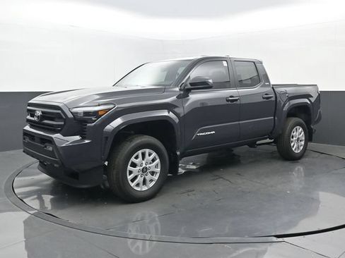 Used 2026 Toyota Tacoma SR5 RWD image 22