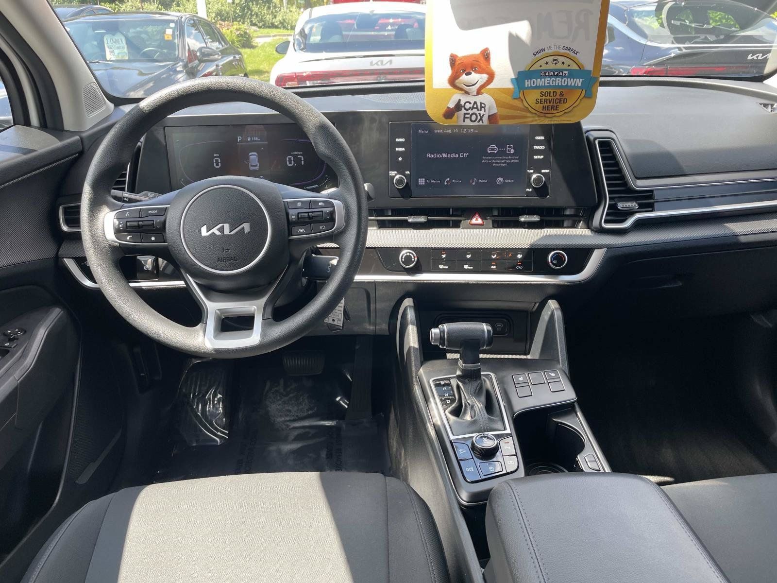 Used 2023 Kia Sportage LX AWD/4WD image 14