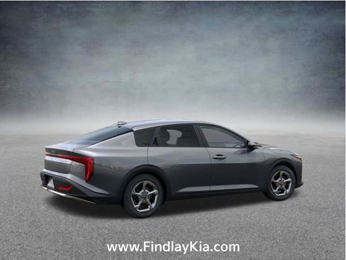 New 2026 Kia K4 FWD image 8