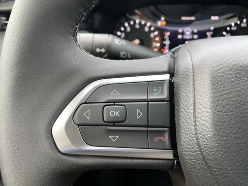 New 2026 Jeep Compass Limited image 14