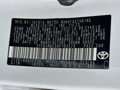 Used 2024 Toyota Corolla LE w/ LE Convenience Package image 12