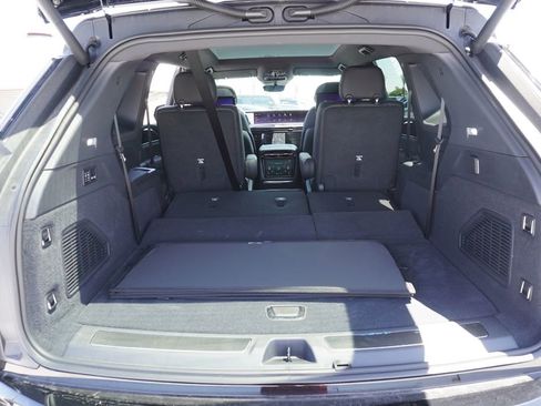 New 2025 Cadillac Escalade IQ Luxury 1 w/ Smart Trailering package image 7