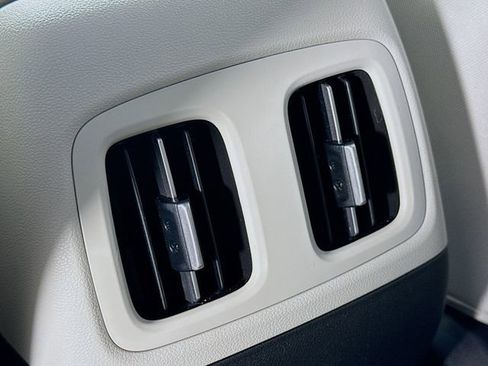 Certified 2025 Hyundai Tucson SEL image 24