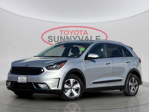 Used 2019 Kia Niro EX Premium w/ Sunroof Package image 2