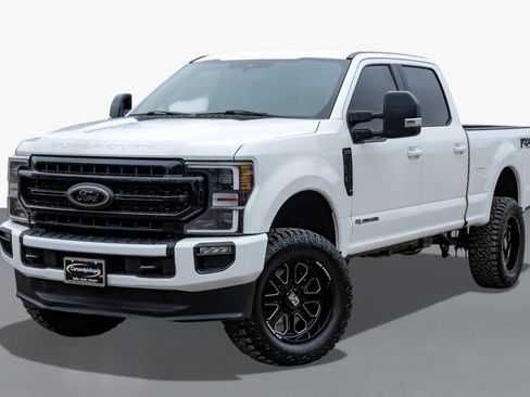 Used 2020 Ford F250 Lariat AWD/4WD image 4