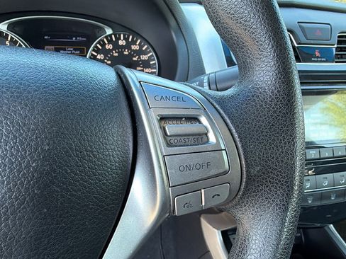 Used 2015 Nissan Altima 2.5 S w/ Power Driver Seat Package FWD image 28