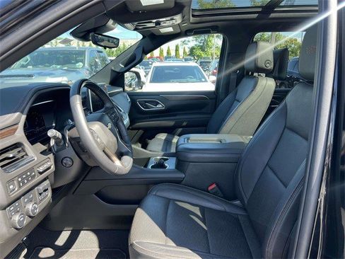 Certified 2024 Chevrolet Suburban High Country w/ Advanced Technology Package image 27