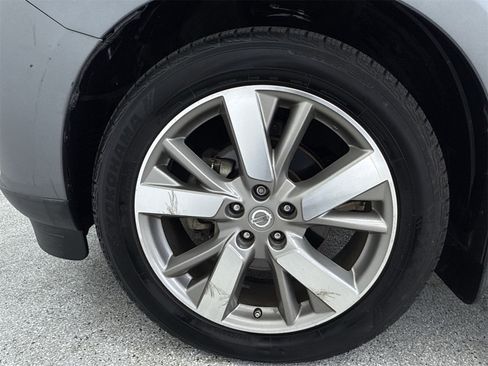 Used 2016 Nissan Pathfinder Platinum w/ Family Entertainment Package image 47