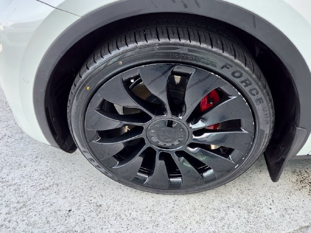 Used 2022 Tesla Model Y Performance AWD/4WD image 8