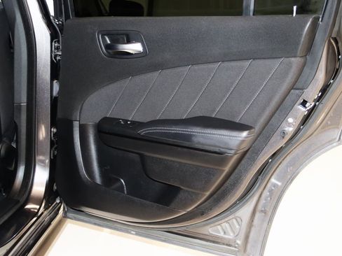 Used 2022 Dodge Charger R/T w/ Blacktop Package image 69