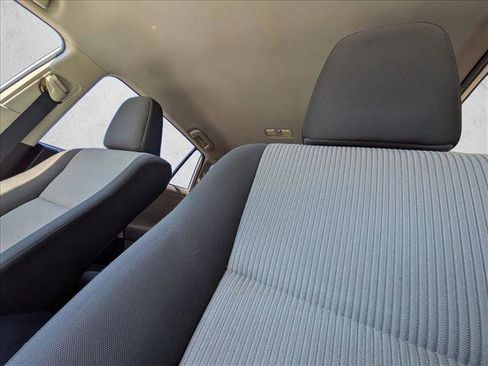 Used 2013 Toyota RAV4 LE image 13