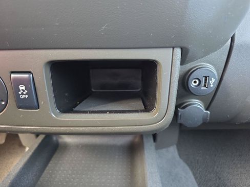 Used 2019 Nissan Frontier SV RWD image 25