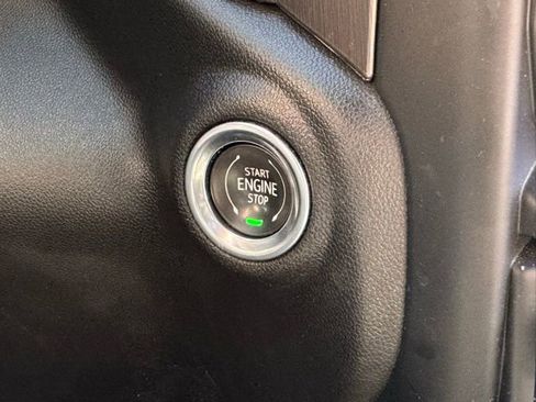 Certified 2022 GMC Sierra 1500 AT4 AWD/4WD image 28