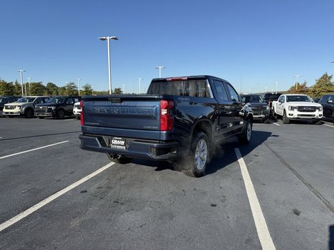 Used 2022 Chevrolet Silverado 1500 Custom image 8