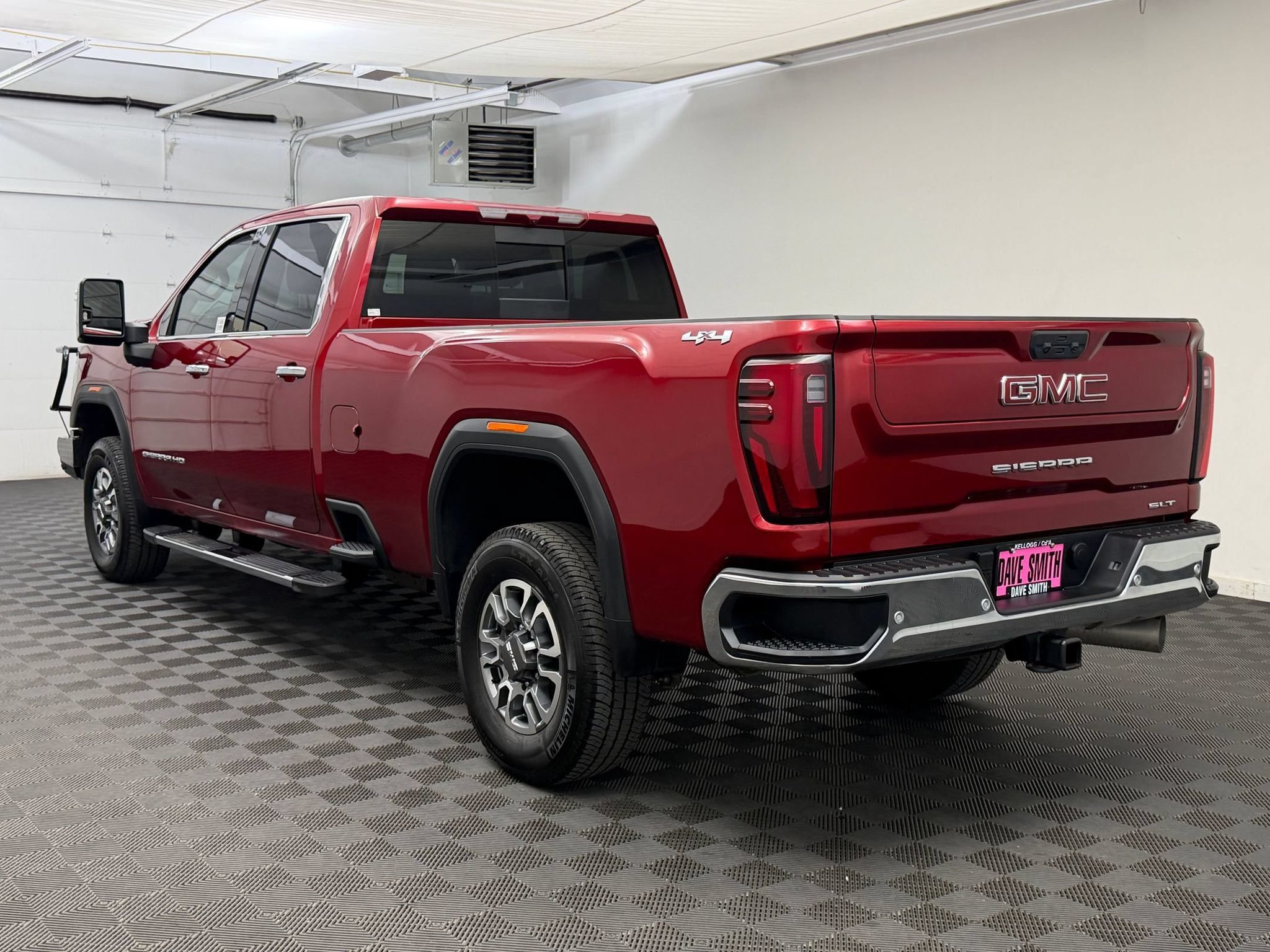 Used 2025 GMC Sierra 2500 SLT w/ SLT Premium Package AWD/4WD image 3