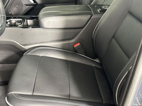 Used 2025 Chevrolet Silverado EV LT AWD/4WD image 11