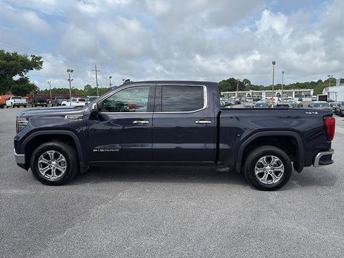 Used 2025 GMC Sierra 1500 SLT AWD/4WD image 3