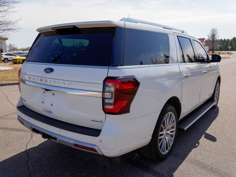 Used 2022 Ford Expedition Max Platinum image 3