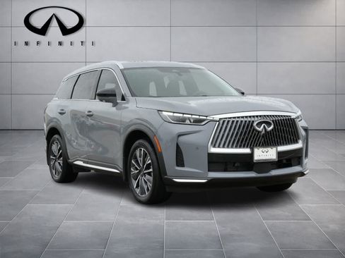 Certified 2026 INFINITI QX60 Luxe w/ Cargo Package FWD image 3