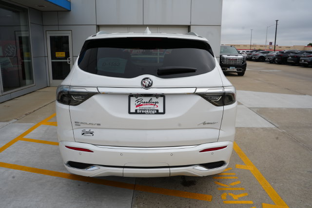 Used 2024 Buick Enclave Avenir w/ Avenir Technology Package AWD/4WD image 37