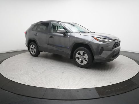 Used 2025 Toyota RAV4 XLE w/ Convenience Package AWD/4WD image 36