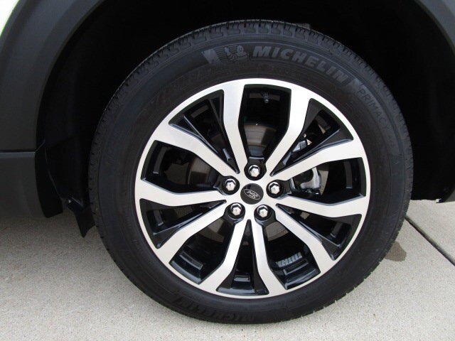 Used 2025 Ford Explorer ST-Line AWD/4WD image 10