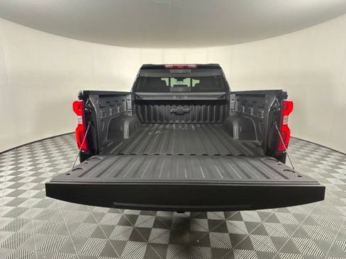 New 2026 Chevrolet Silverado 1500 High Country w/ Midnight Edition AWD/4WD image 31