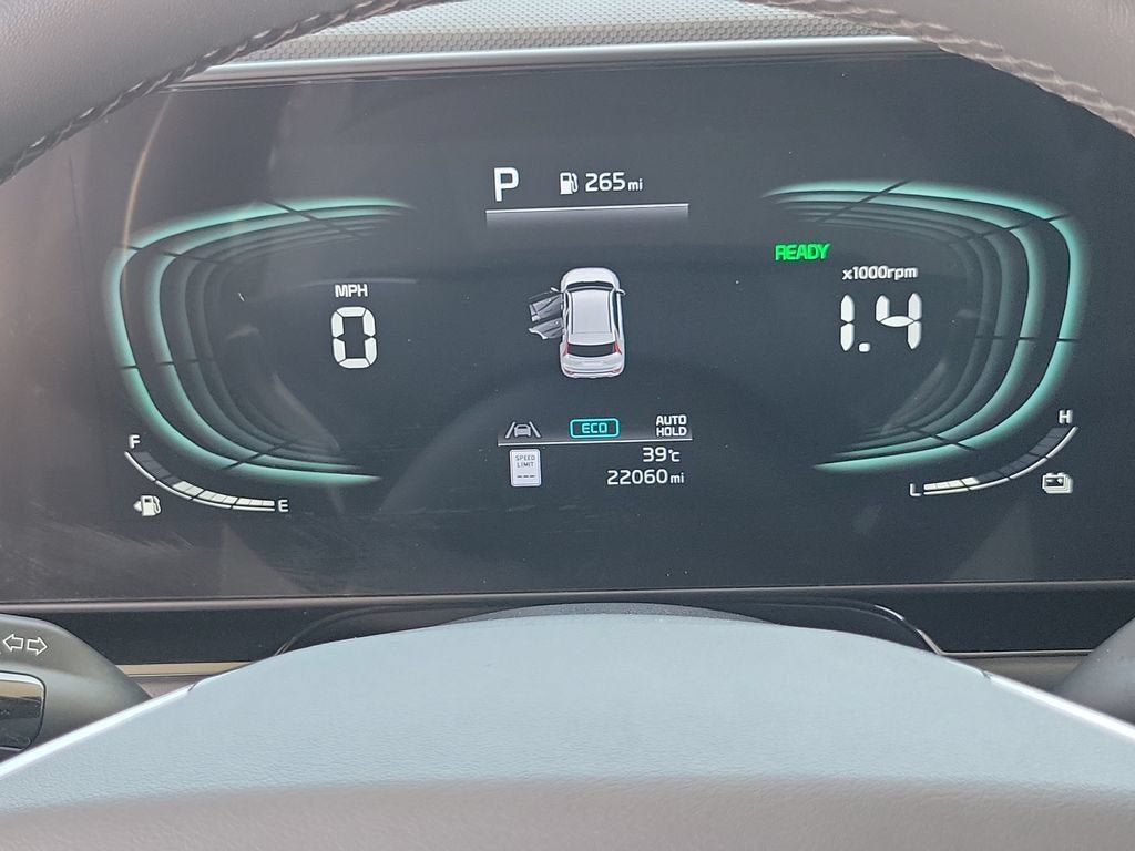 Used 2024 Kia Niro EX FWD image 26