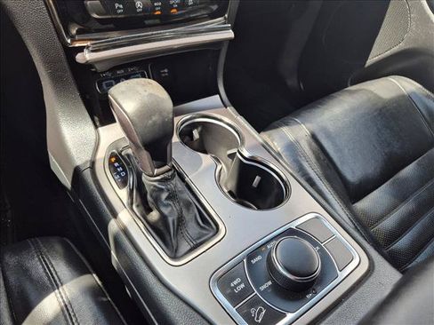 Used 2019 Jeep Grand Cherokee Limited X AWD/4WD image 18