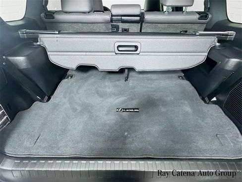 Certified 2023 Lexus GX 460 Premium image 29