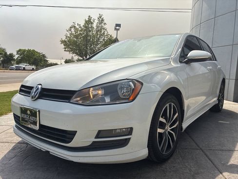 Used 2015 Volkswagen Golf SE w/ Golf Sport Package FWD image 3