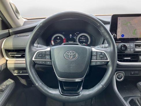 Used 2024 Toyota Grand Highlander Platinum image 13