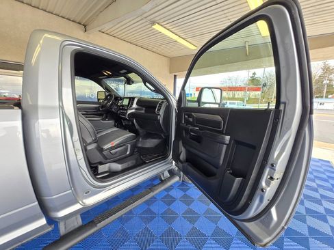 Used 2024 RAM 3500 Tradesman w/ Chrome Appearance Group image 23