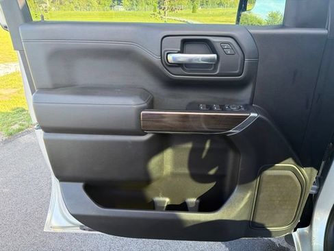 Used 2019 Chevrolet Silverado 1500 RST w/ All-Star Edition AWD/4WD image 19