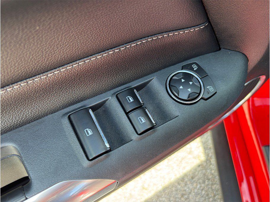 Used 2021 Ford Mustang Premium RWD image 18