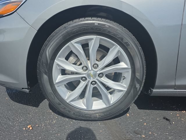 Used 2025 Chevrolet Malibu LT FWD image 31