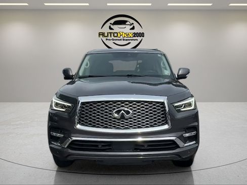 Used 2022 INFINITI QX80 Luxe AWD/4WD image 2