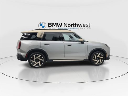 Used 2025 MINI Cooper Countryman S AWD/4WD image 4
