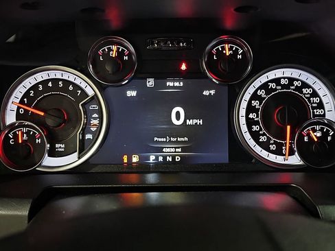 Used 2022 RAM 1500 Classic Warlock w/ Electronics Group image 10