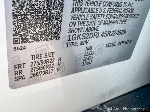 Used 2025 GMC Yukon Denali image 32